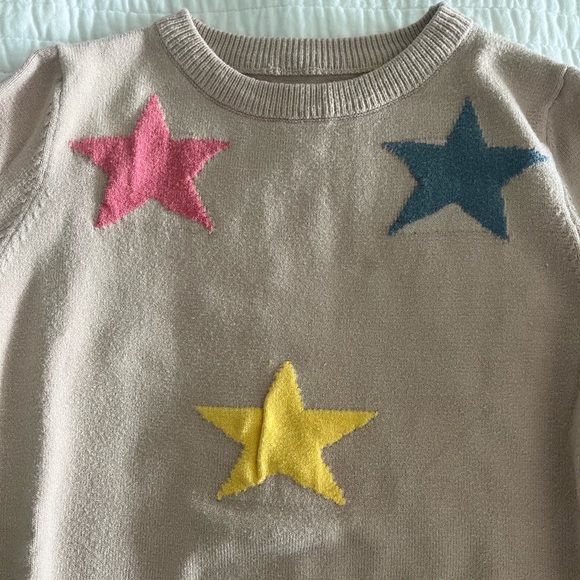 Star Sweater - Picture 3 of 12